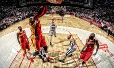 九游APP-鏖战巴黎，伊萨克关键时刻的挺身而出，如何改写北欧足球的叙事？