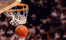 九游娱乐-卡瓦哈尔惊艳四座，勒沃库森粉碎雷恩—一场技术与战术的完美风暴