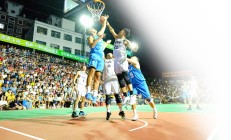 九游娱乐官方-篮球比赛现场席卷全球，精彩不断的简单介绍