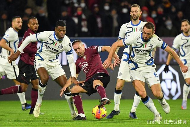 关于江苏队碾压山西队，米切尔状态火热的信息