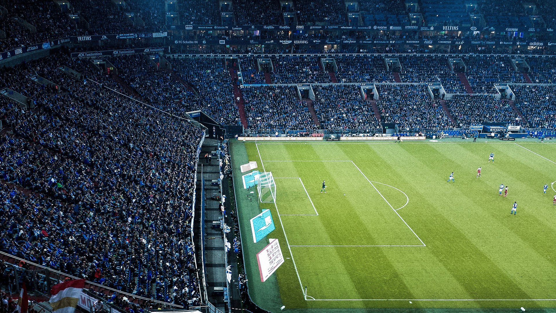 节奏大师巴斯托尼，F1年度争冠之夜的隐形引擎