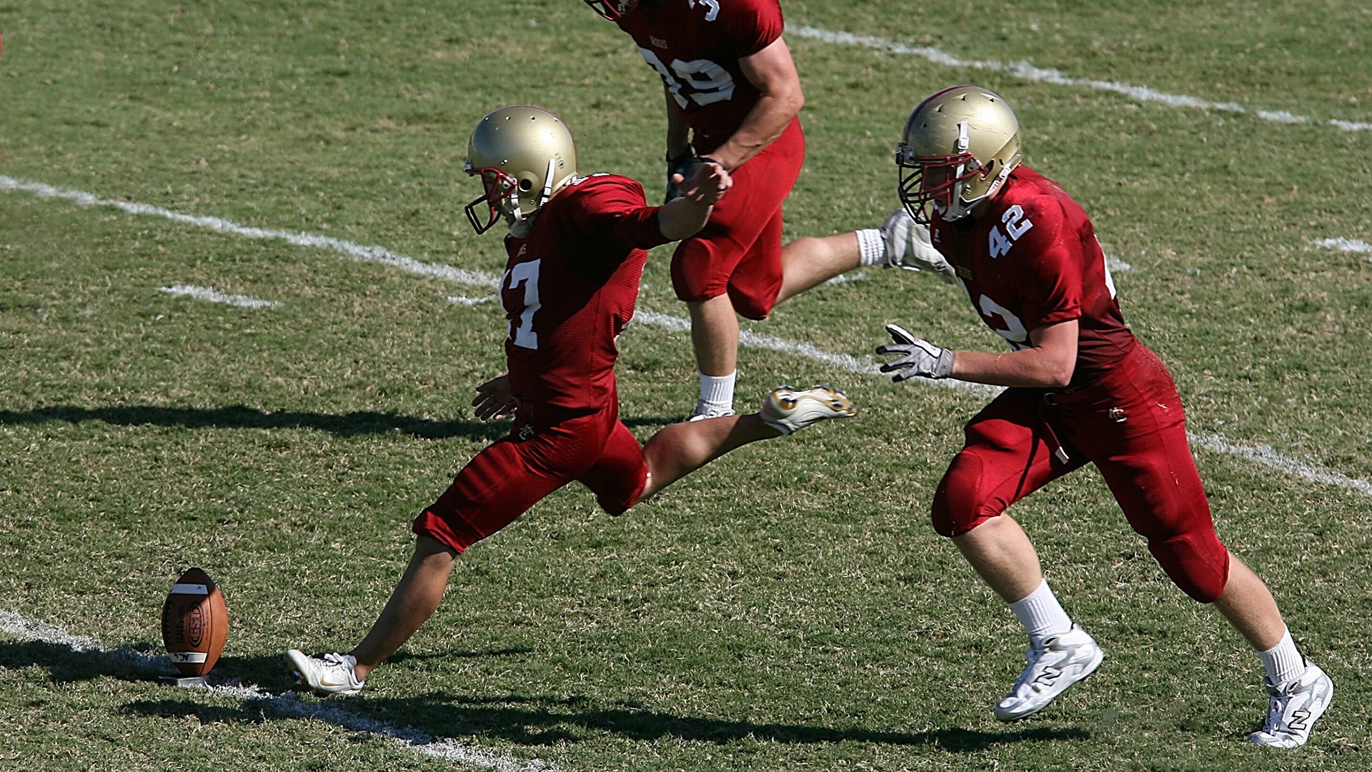 光芒与勇气的对决，哈登关键一投定乾坤