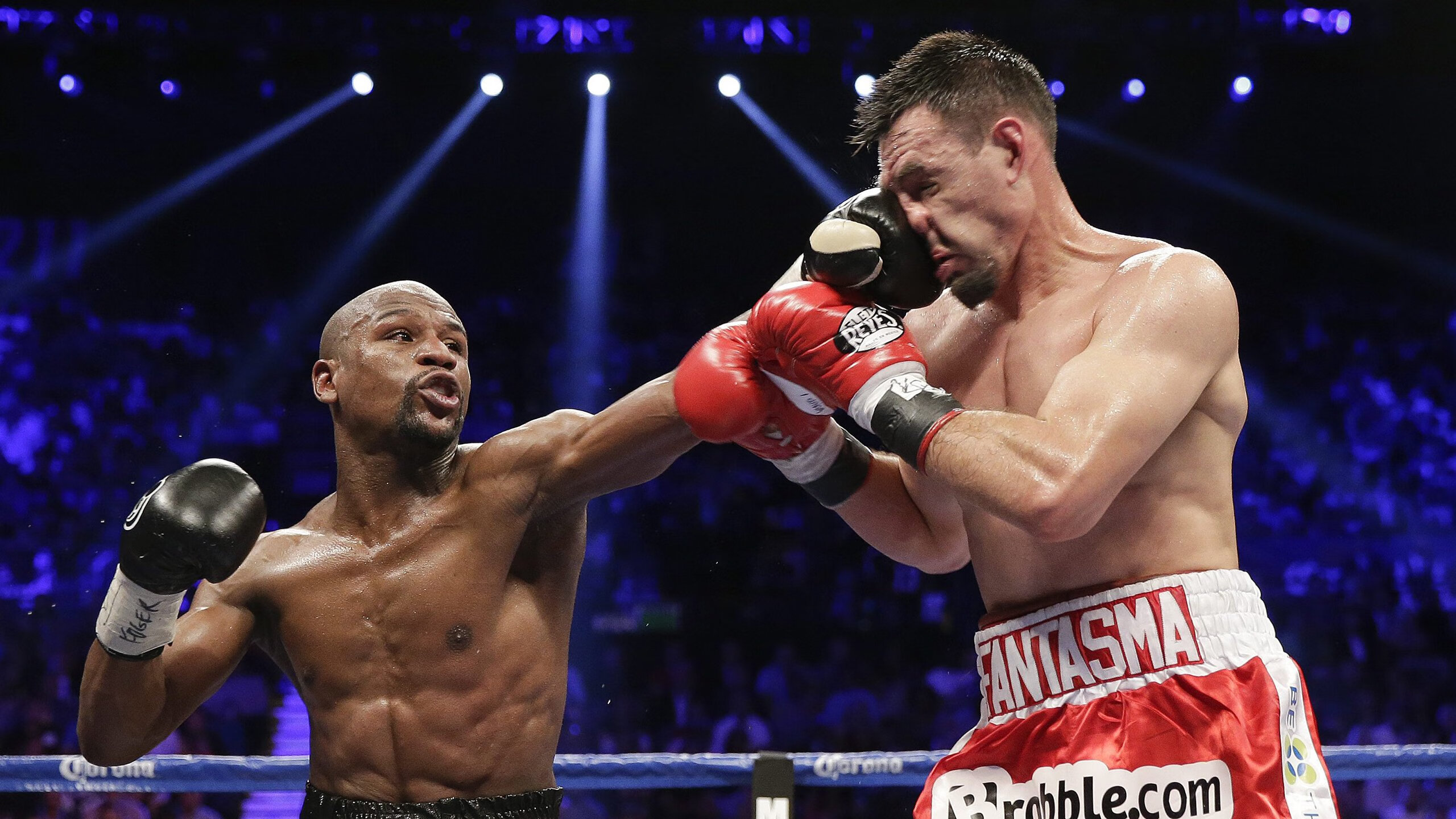 弗拉霍维奇,F1引擎轰鸣中,那道撕裂夜幕的闪电