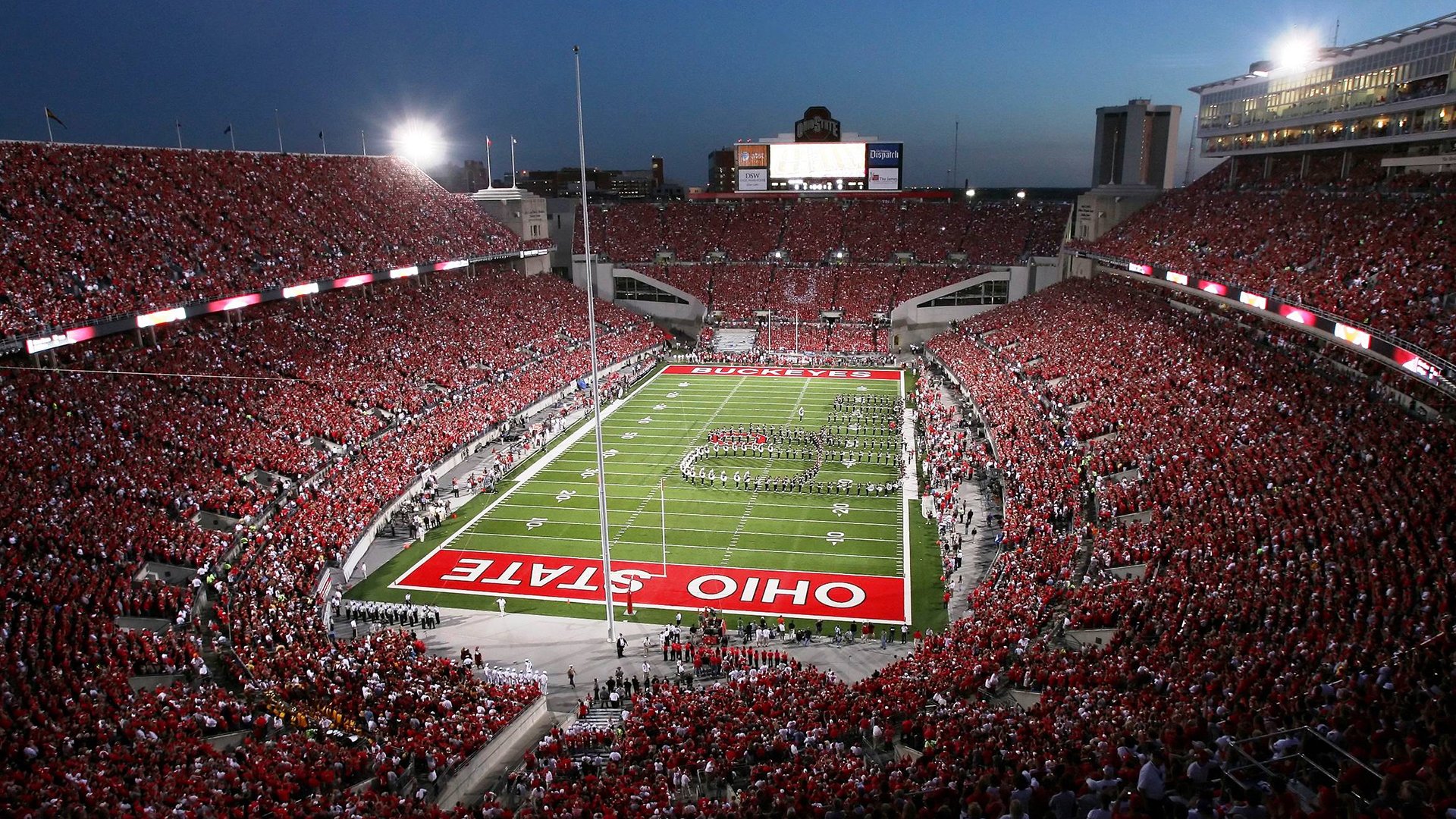 阿圭罗一剑封喉，里昂战术完胜莱比锡红牛挺进四强